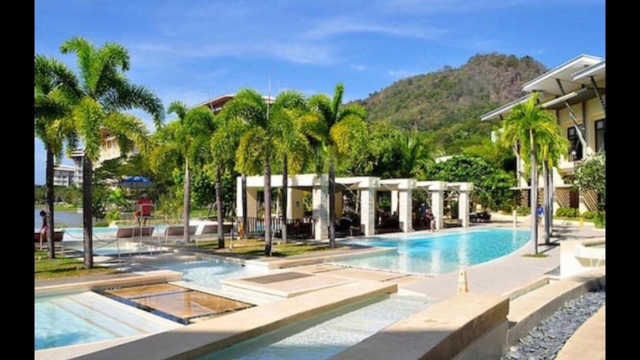 Bonel Condo At Pico De Loro Cutad Exterior photo